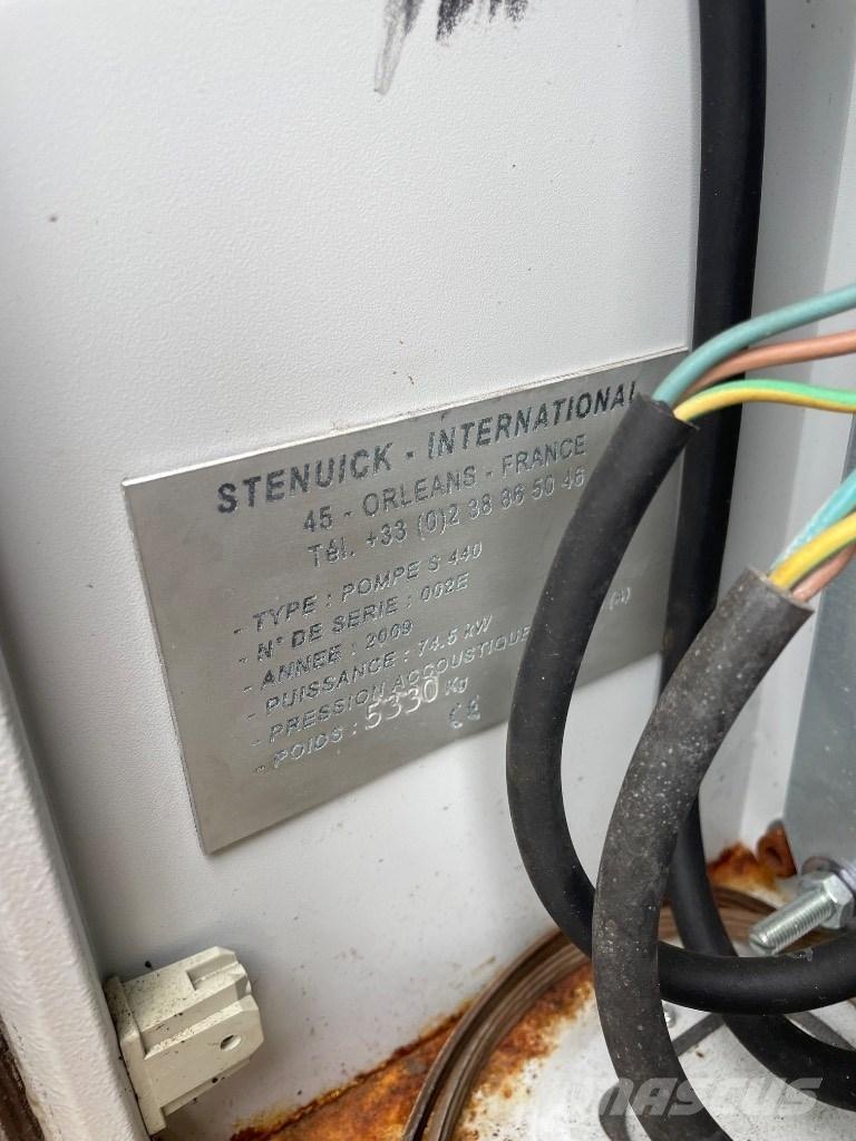 Stenuick S440 Κινητά φορτηγά γεωτρήσεων