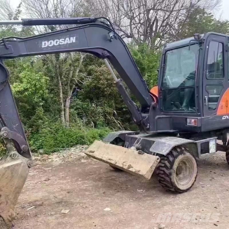 Doosan DX60W Εκσκαφείς με τροχούς - λάστιχα