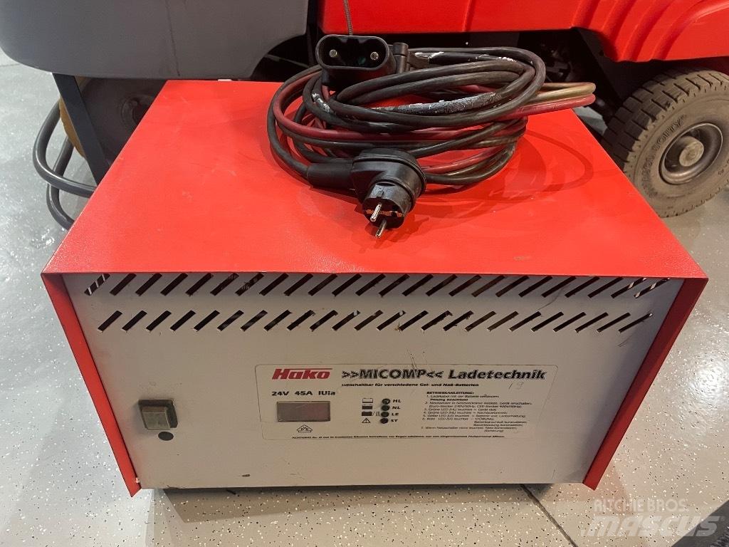 Hako B 750 R SOLD Σκούπες