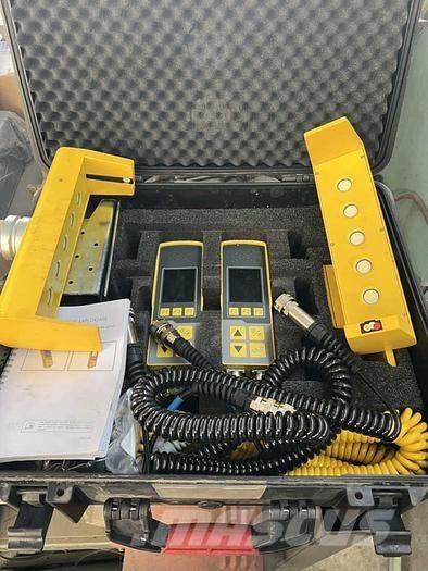 CAT AP 655D Επίστρωση ασφάλτου