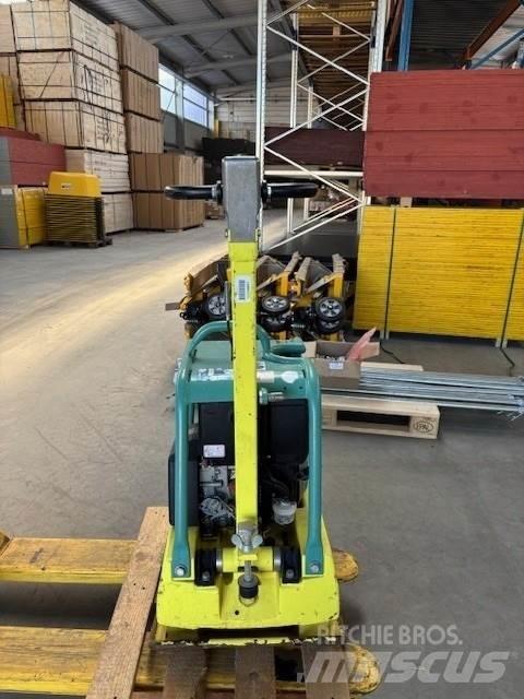 Ammann APR 3020 Επίπεδοι κόπανοι