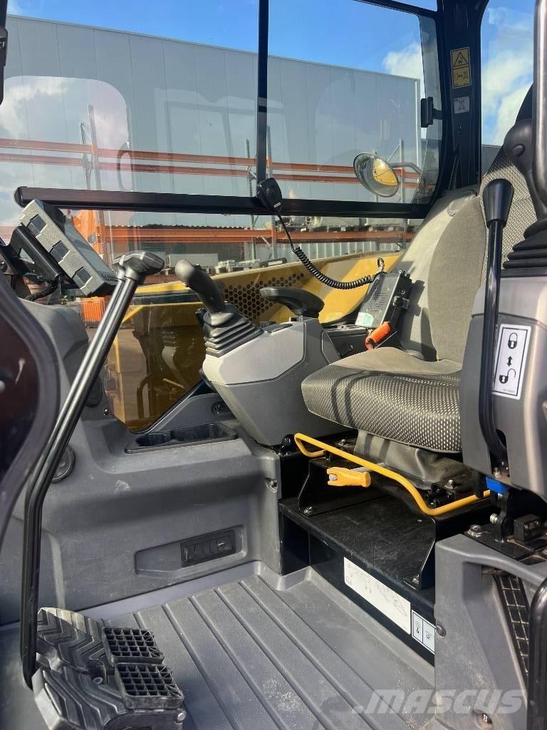 CAT 308 CR Μίνι εκσκαφείς 7t - 12t