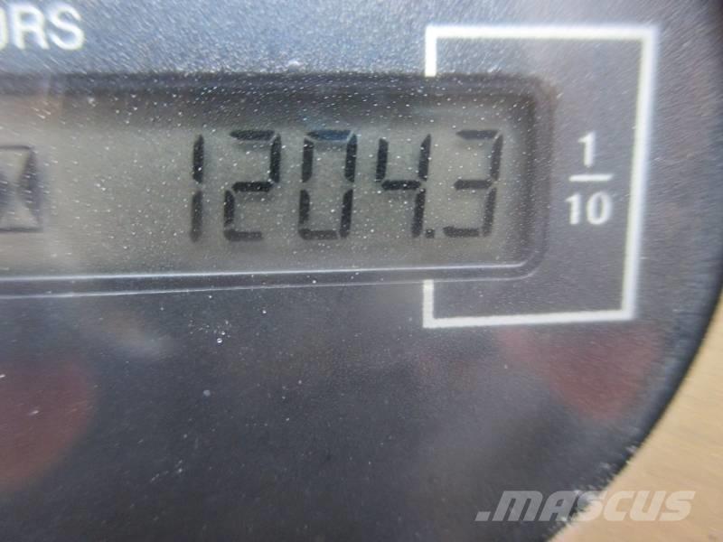 Klubb K26 Εναέριες πλατφόρμες τοποθετημένες σε φορτηγό