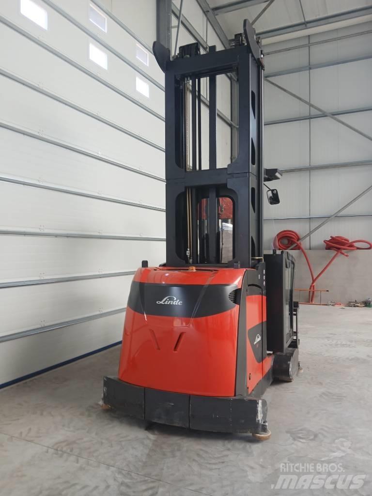 Linde K 10 Περονοφόρο ανυψωτικό συλλογής παραγγελιών μεγάλου ύψους