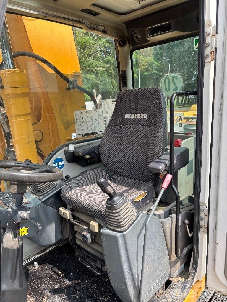 Liebherr A316 Εκσκαφείς με τροχούς - λάστιχα