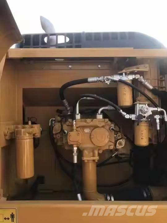 CAT 324 D Εκσκαφείς με ερπύστριες