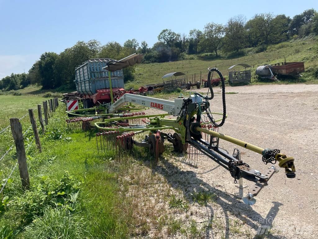 CLAAS Liner 700 Αναμοχλευτήρες
