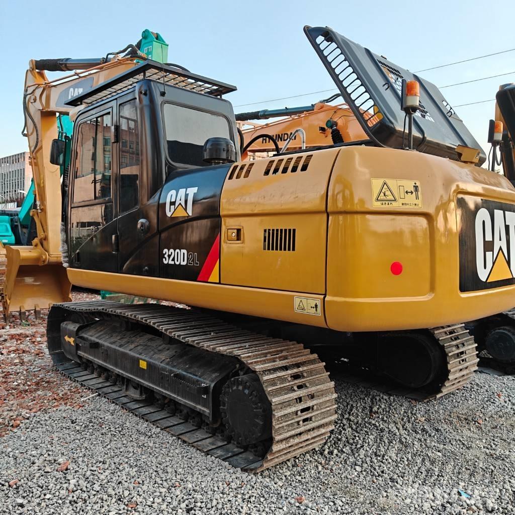 CAT 320D2L Εκσκαφείς με ερπύστριες