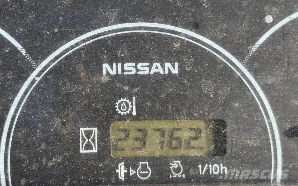 Nissan L01A15 Περονοφόρα ανυψωτικά κλαρκ με φυσικό αέριο LPG