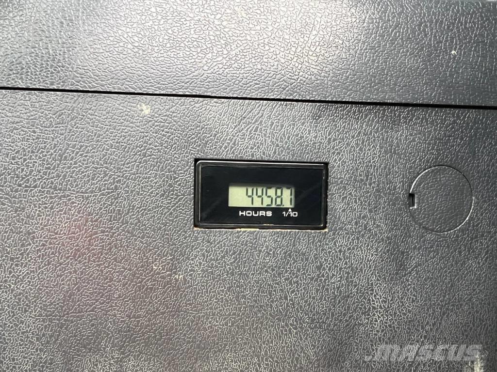 Hyundai HX 210 AL Εκσκαφείς με ερπύστριες