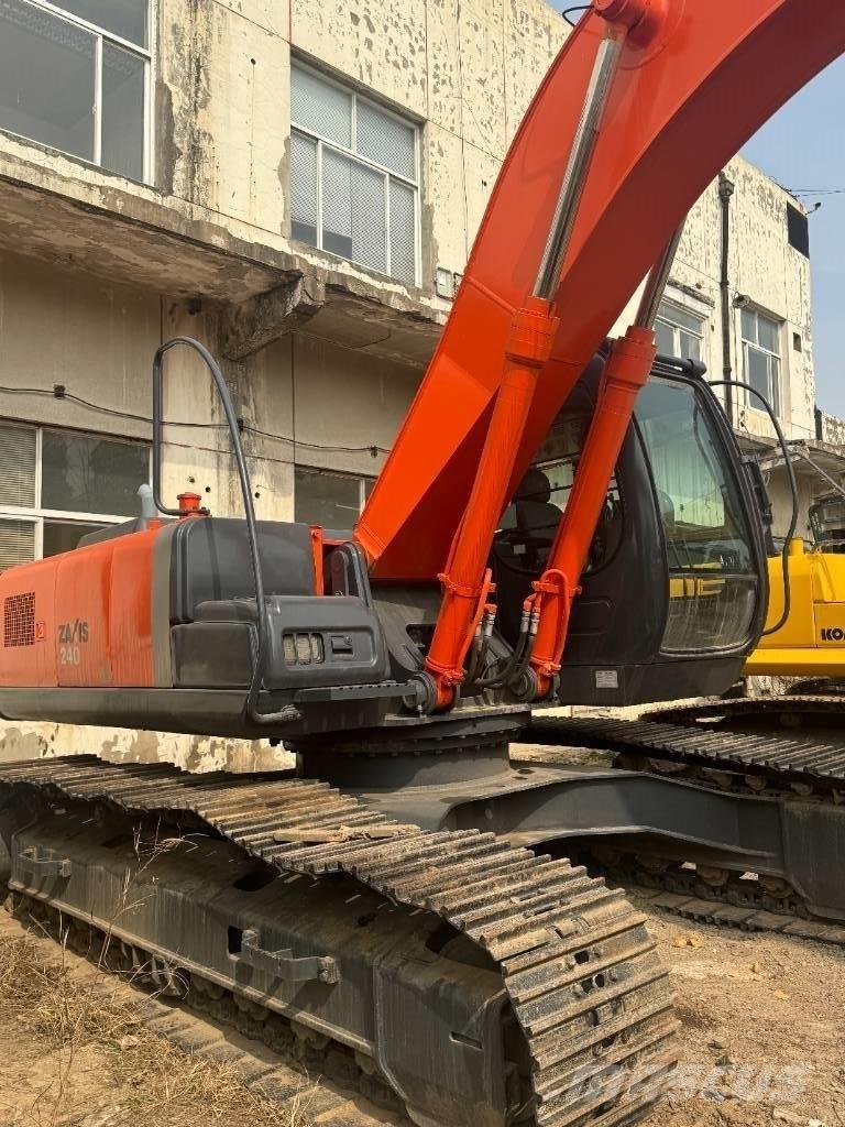 Hitachi ZX 240 Εκσκαφείς με ερπύστριες