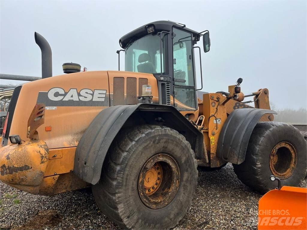 Case IH 821E Φορτωτές με λάστιχα (Τροχοφόροι)