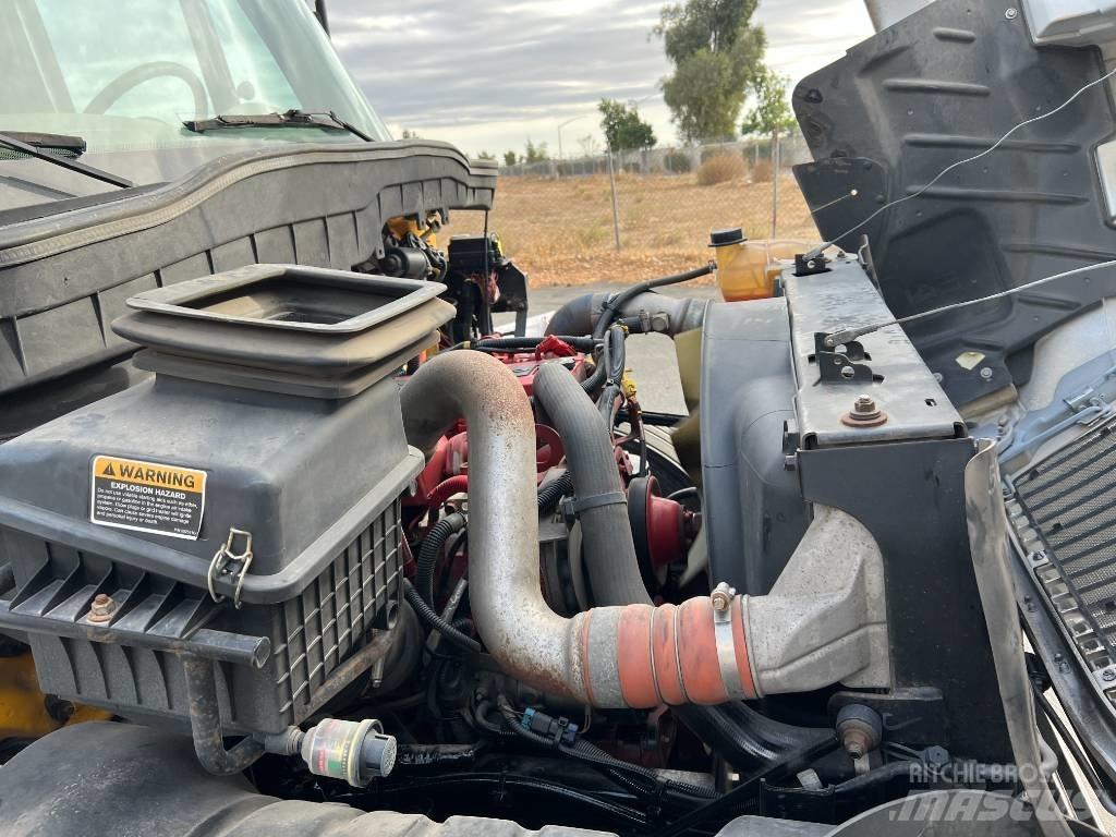 International 4300 Φορτηγά Kαρότσα με ανοιγόμενα πλαϊνά