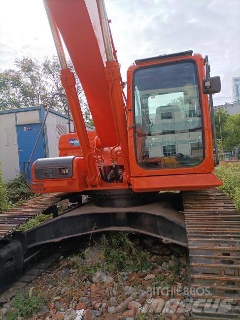 Doosan DX 300 Εκσκαφείς με ερπύστριες