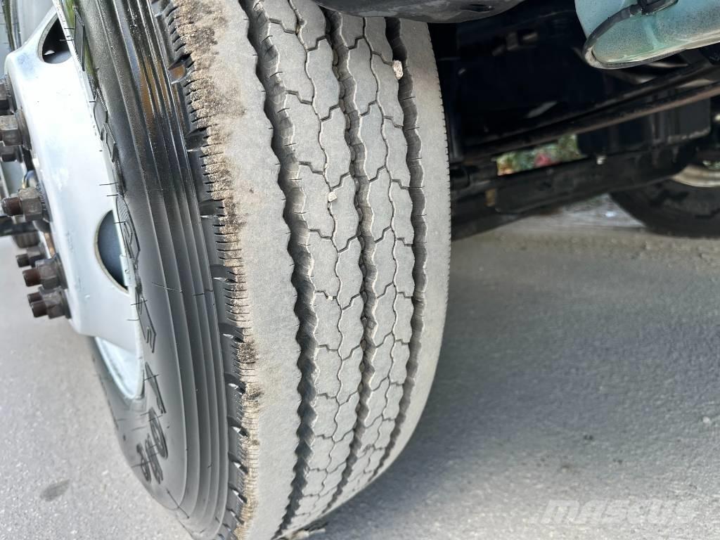 International 4300 Αποφρακτικά οχήματα