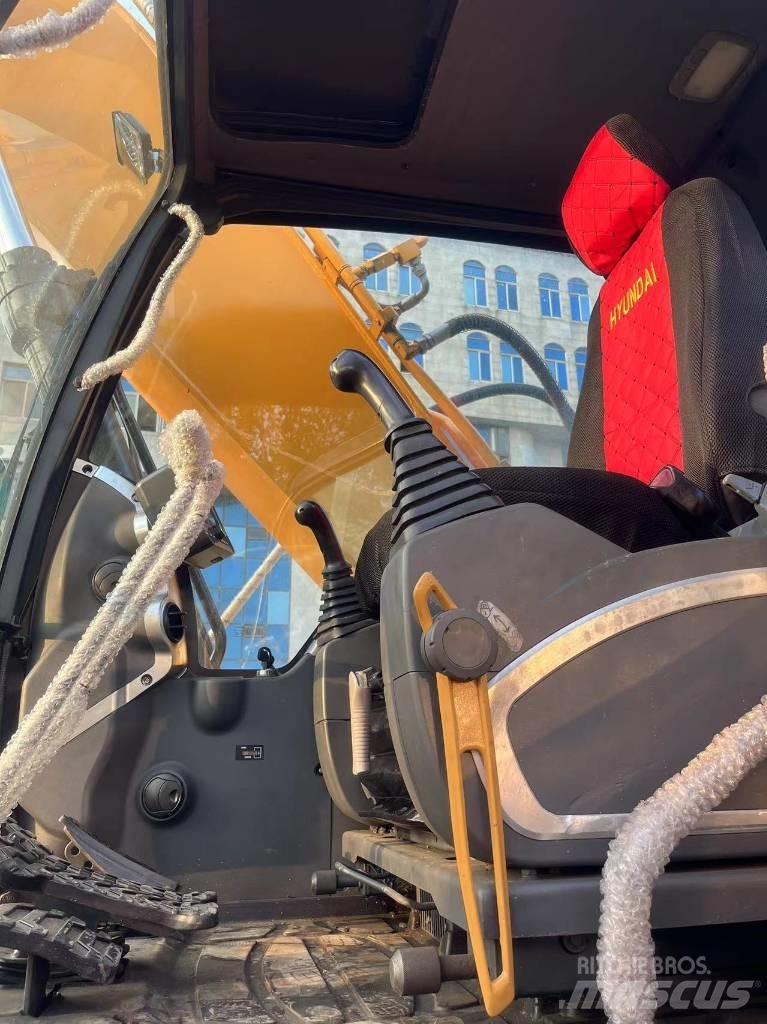 Hyundai R220LC-9S Εκσκαφείς με ερπύστριες