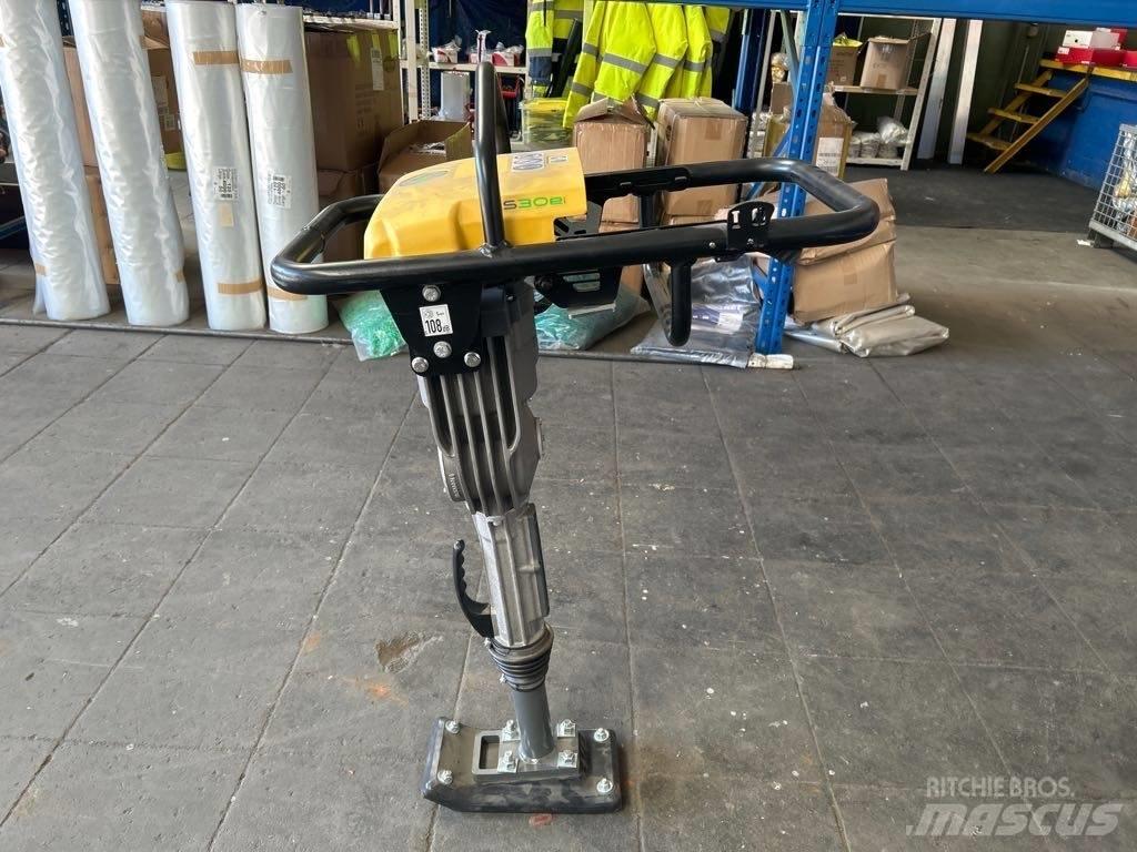 Wacker Neuson AS30e Κόπανοι