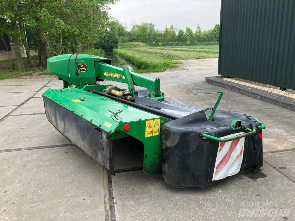 John Deere 328 Χορτοκοπτικά