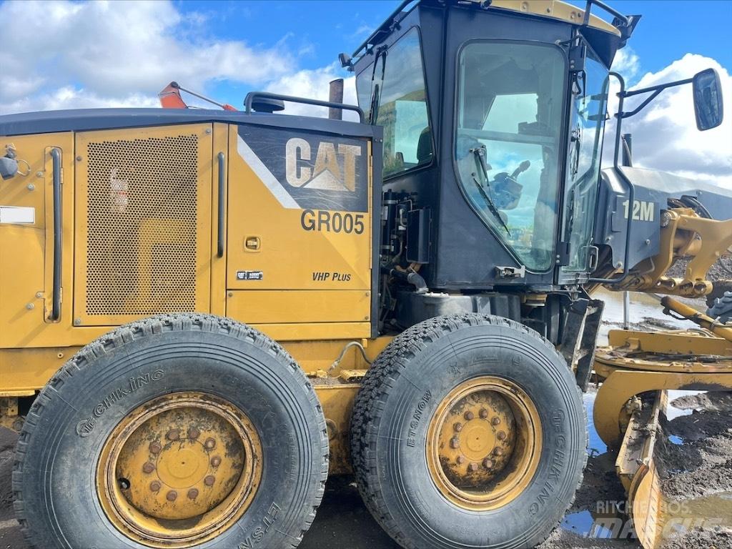 CAT 12 M Γκρέιντερς