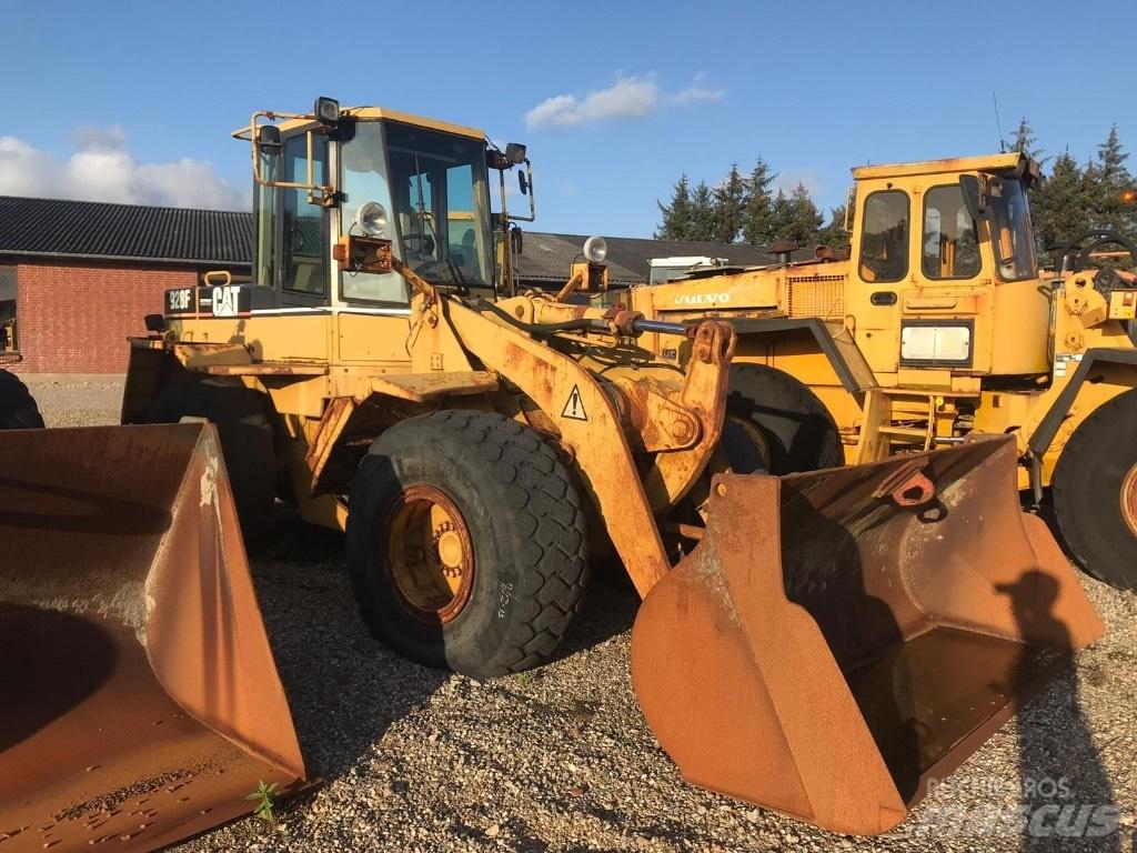CAT 928F Φορτωτές με λάστιχα (Τροχοφόροι)