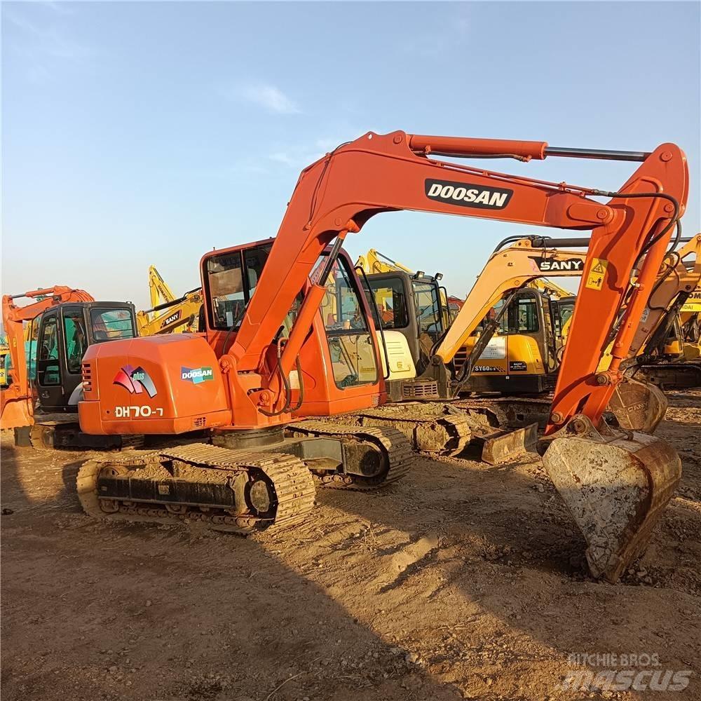 Doosan DH70 Εκσκαφείς με ερπύστριες