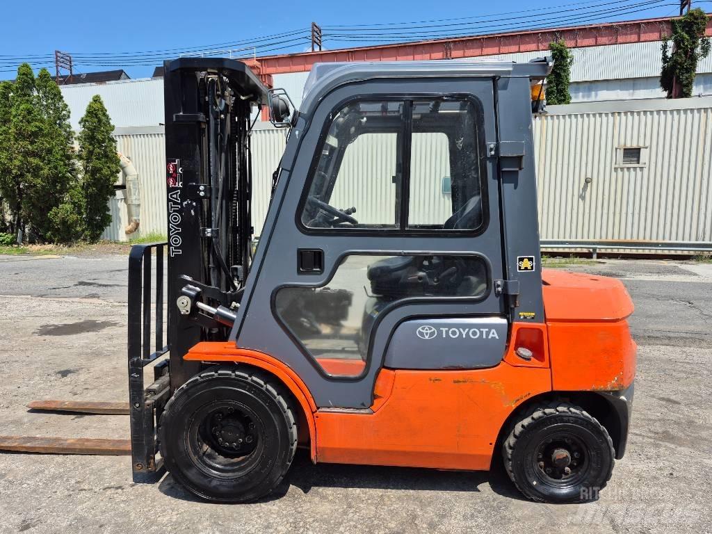 Toyota 7 FGU 25 Περονοφόρα ανυψωτικά κλαρκ - άλλα