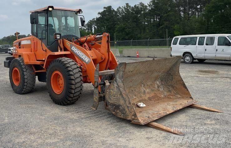 Doosan DL220-3 Φορτωτές με λάστιχα (Τροχοφόροι)