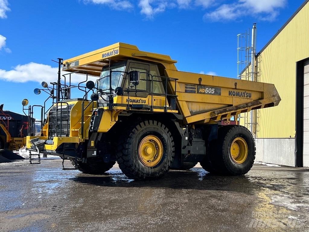 Komatsu 605-8 Άκαμπτα Dumper με ανατρεπόμενο κάδο