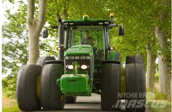John Deere JD8270 Τρακτέρ