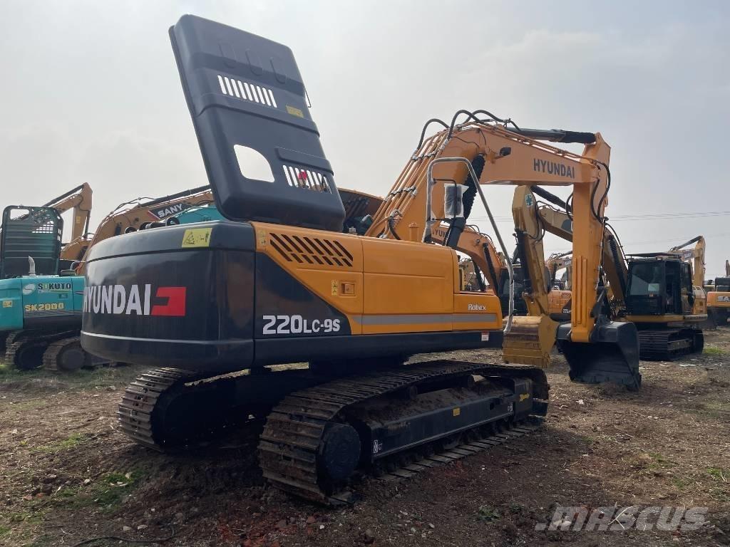 Hyundai 225LC-9S Εκσκαφείς με ερπύστριες