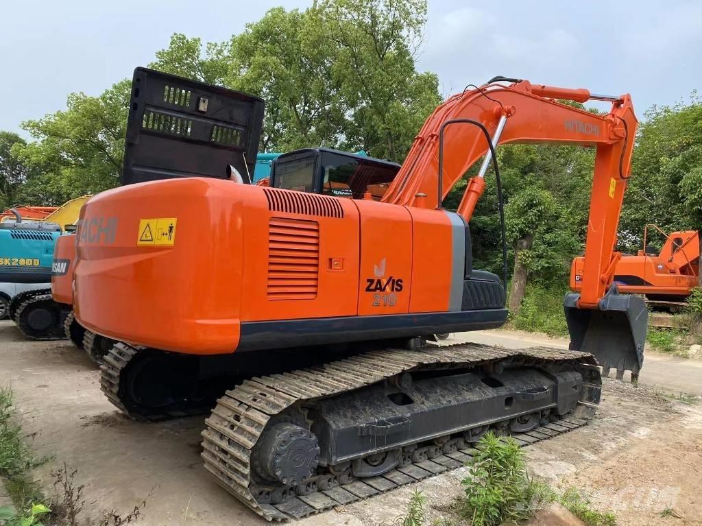 Hitachi ZX 210 Εκσκαφείς με ερπύστριες