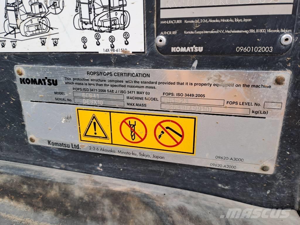 Komatsu D61PXI-23 Μπουλντόζες με ερπύστριες