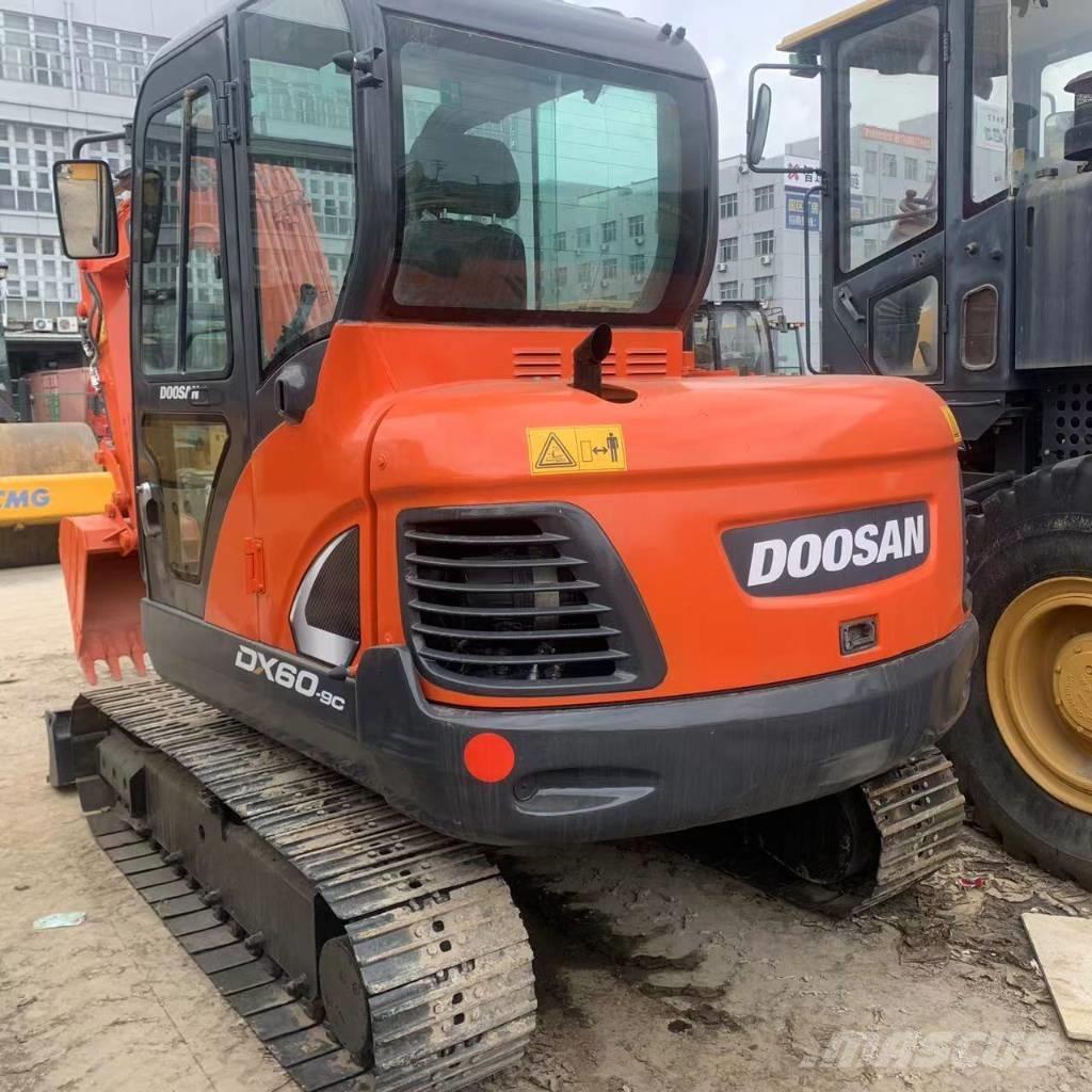 Doosan DX60 Μίνι εκσκαφείς 7t - 12t