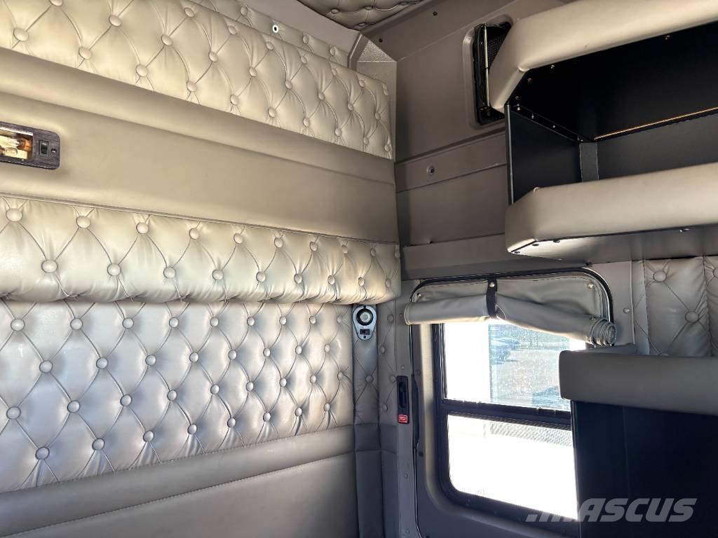 Kenworth W 900 Τράκτορες