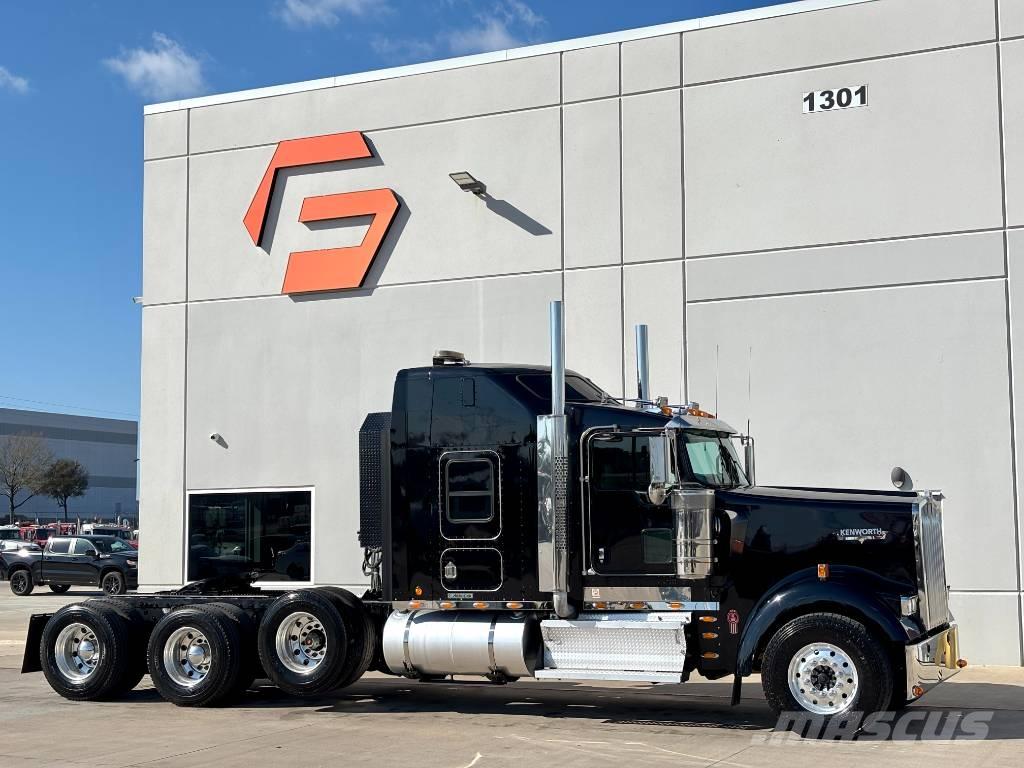 Kenworth W 900 Τράκτορες