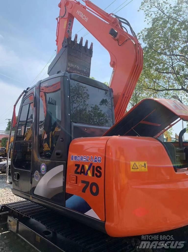 Hitachi ZX70 Εκσκαφάκι (διαβολάκι) < 7t