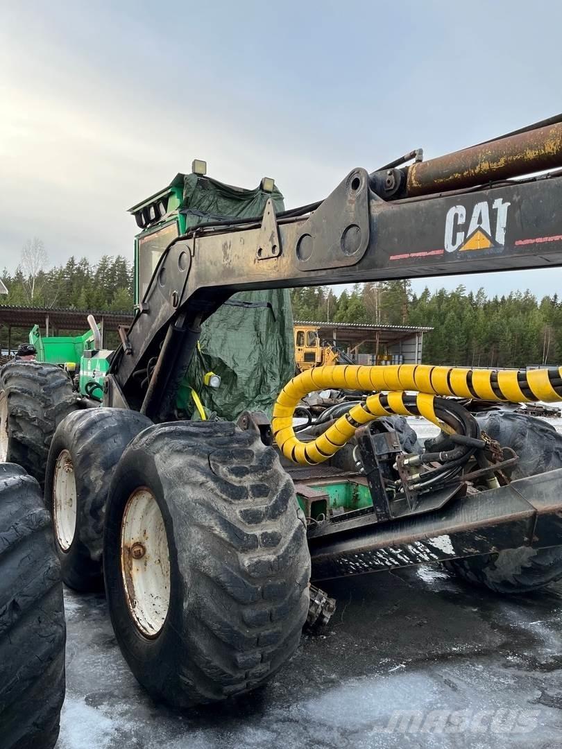 Skogsjan 695 XL Θεριζοαλωνιστικές μηχανές