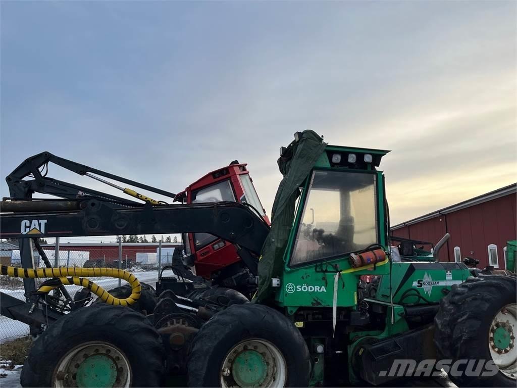 Skogsjan 695 XL Θεριζοαλωνιστικές μηχανές