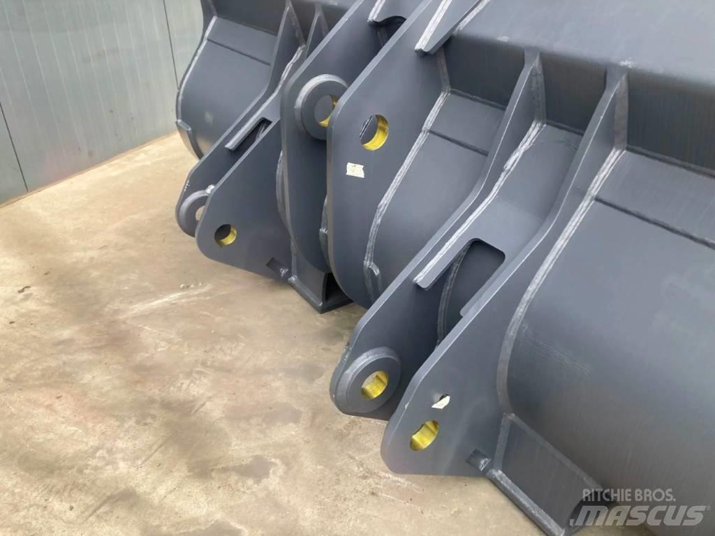Volvo L90F Κουβάδες