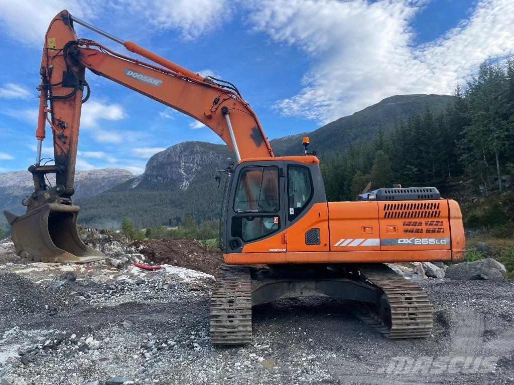 Doosan DX 255 LC-3 Εκσκαφείς με ερπύστριες