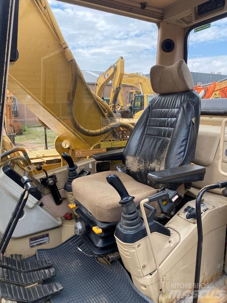 CAT 325 L Εκσκαφείς με ερπύστριες