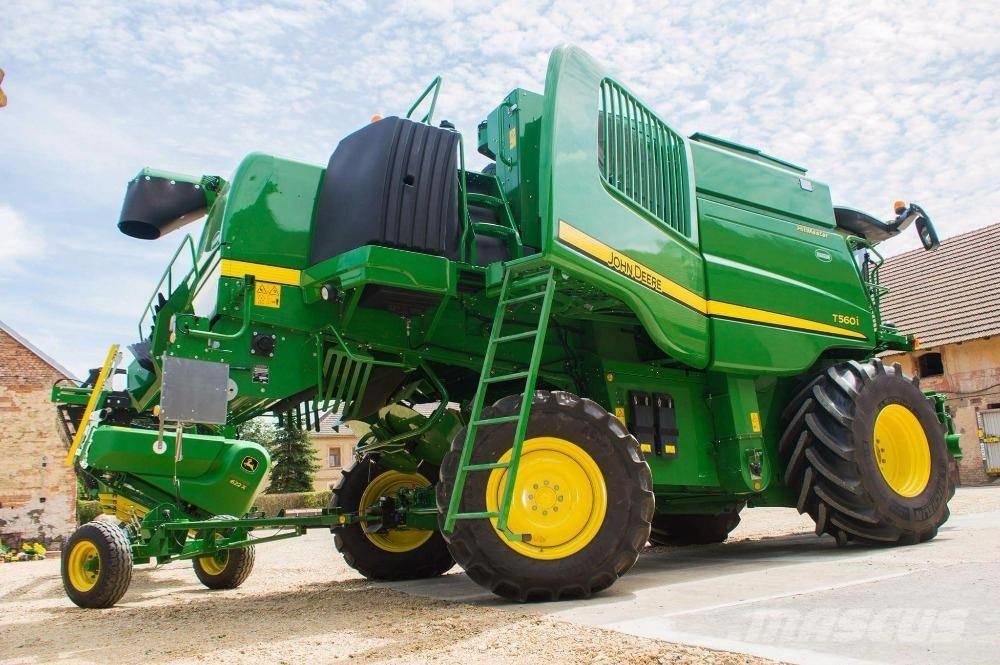 John Deere T 560 i Θεριζοαλωνιστικές μηχανές