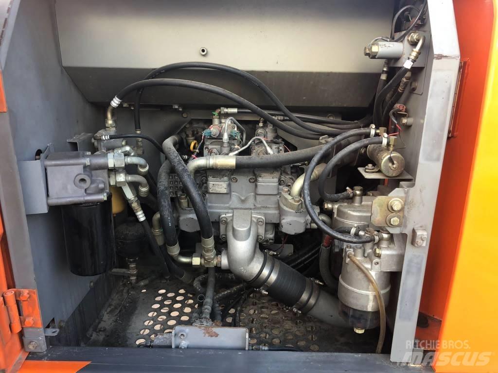 Hitachi ZX 210 LC-3 Εκσκαφείς με ερπύστριες