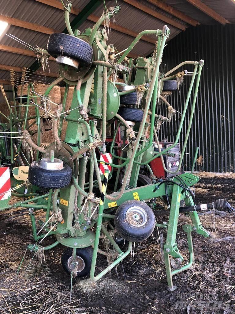 Krone 8.82/8 Tedder Τσουγκράνες και χορτοξηραντικές μηχανές