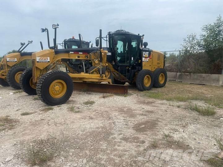 CAT 140 M 2 Γκρέιντερς