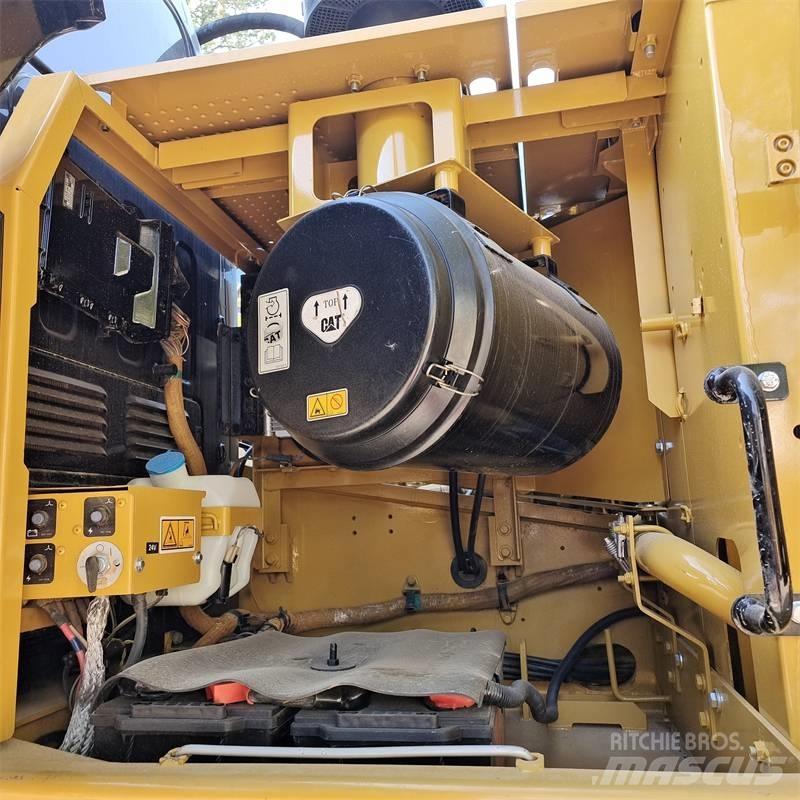 CAT 320 GC Εκσκαφείς με ερπύστριες