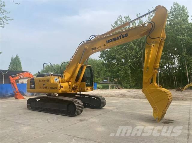 Komatsu PC 220-8MO Εκσκαφείς με ερπύστριες