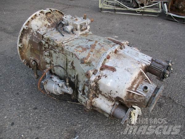 Volvo R1700 Μετάδοση