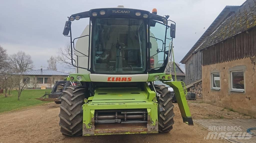 CLAAS Tucano 440 Θεριζοαλωνιστικές μηχανές