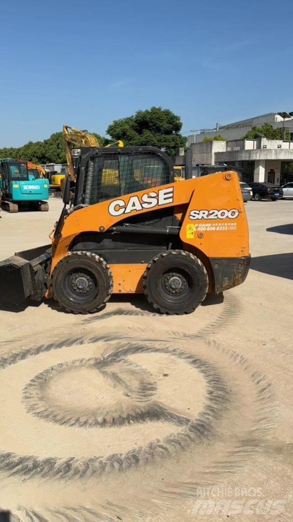 CASE SR 200 Φορτωτάκια